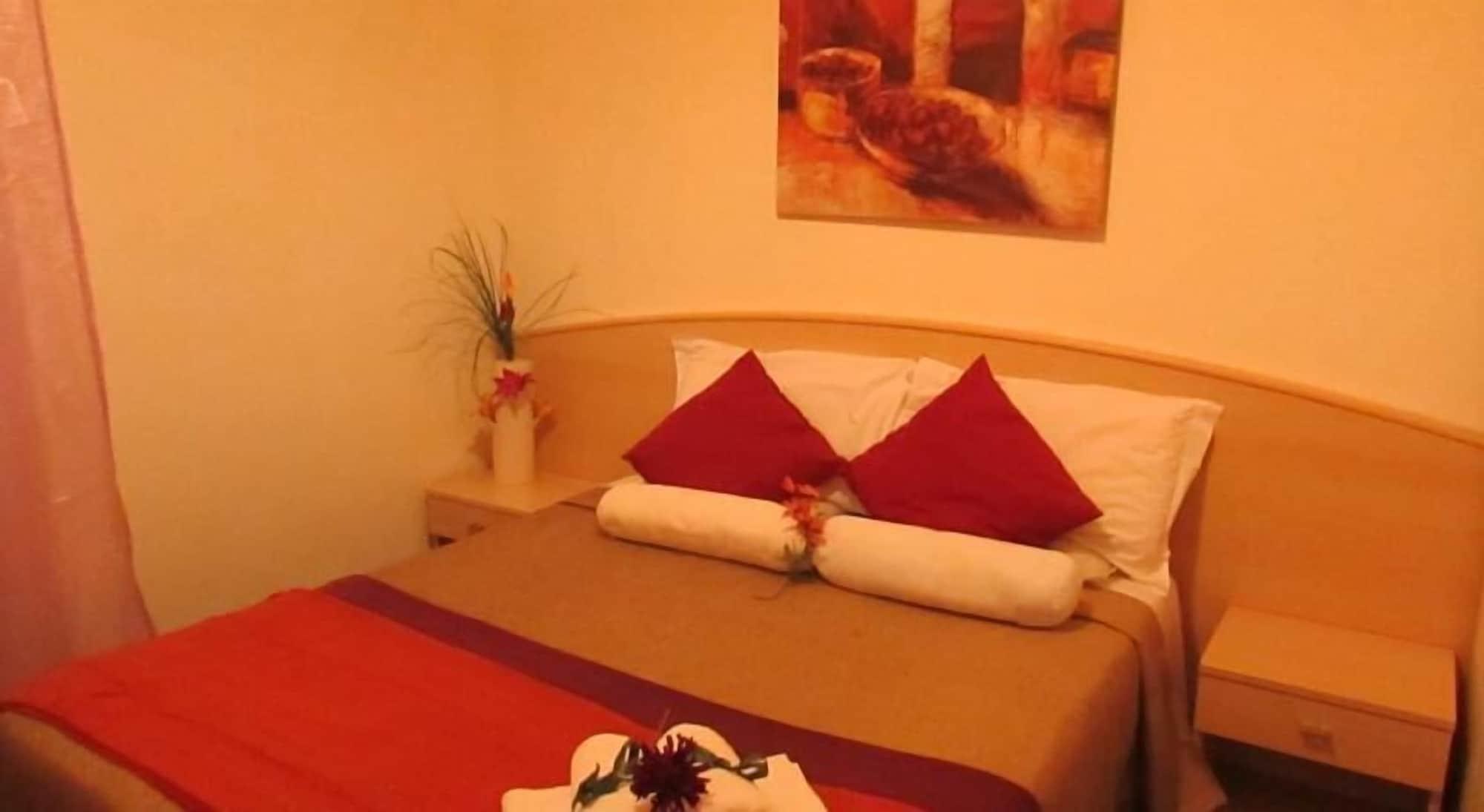 Hotel Ambra Милан Экстерьер фото